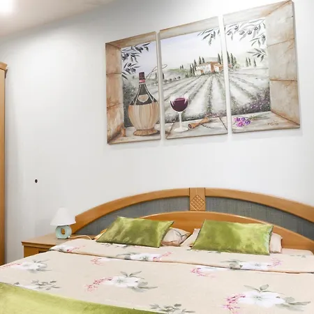 Of 3-rooms! Center! New! Apartment Minsk